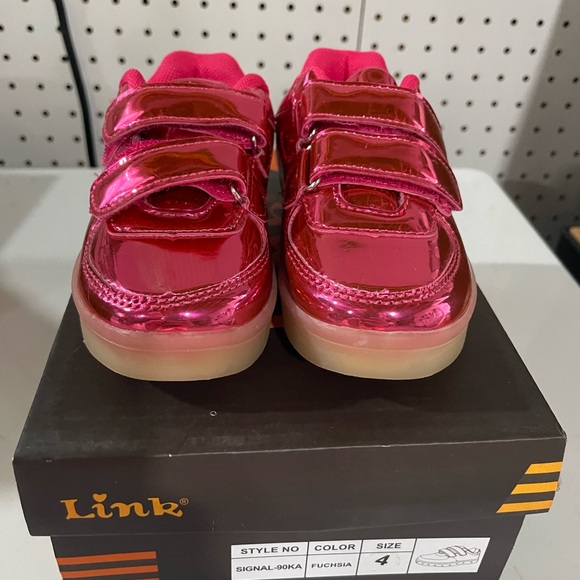 Link Kids Sneakers • Signal-90KA • Size 4 • Metallic Fuchsia - Picture 1 of 3
